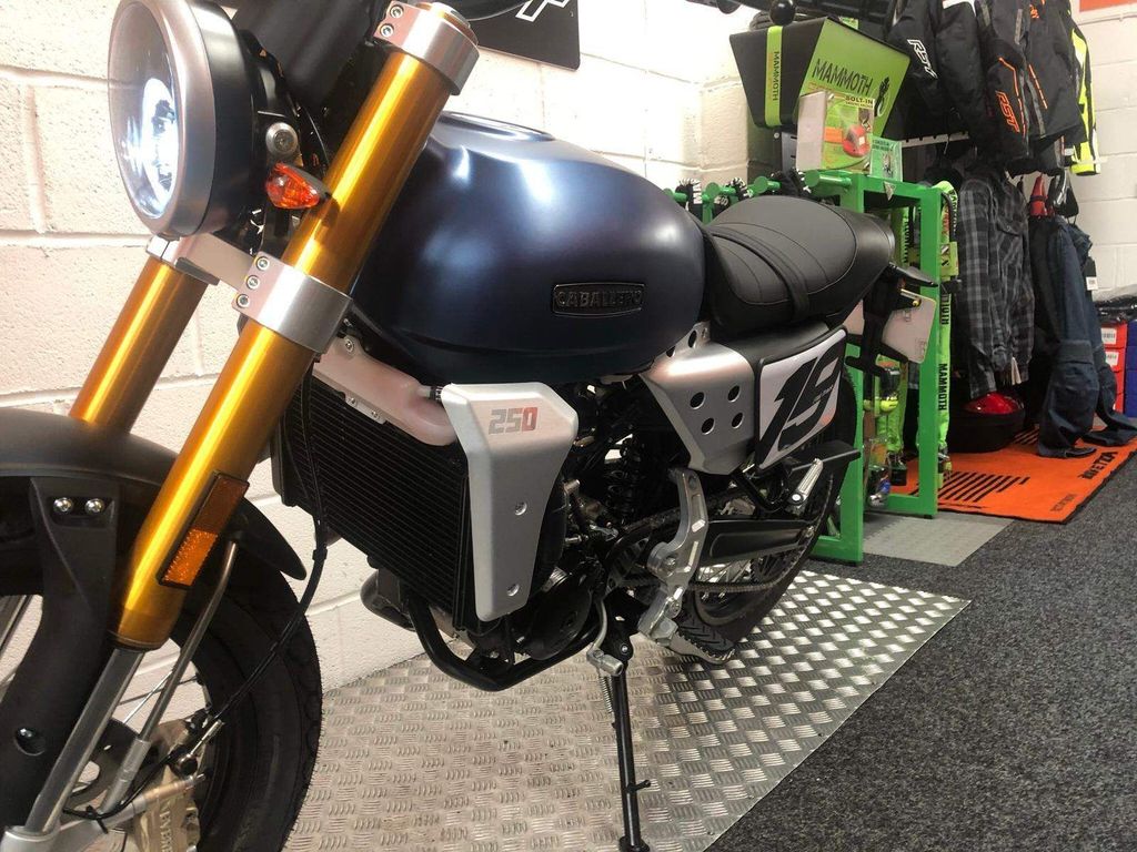 1b2402fb504449d89bdd29874e23ee4e