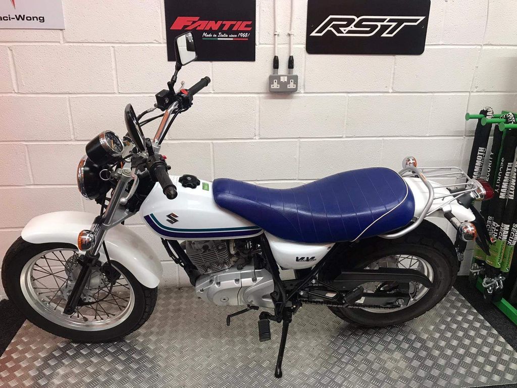 Suzuki rv125 vanvan