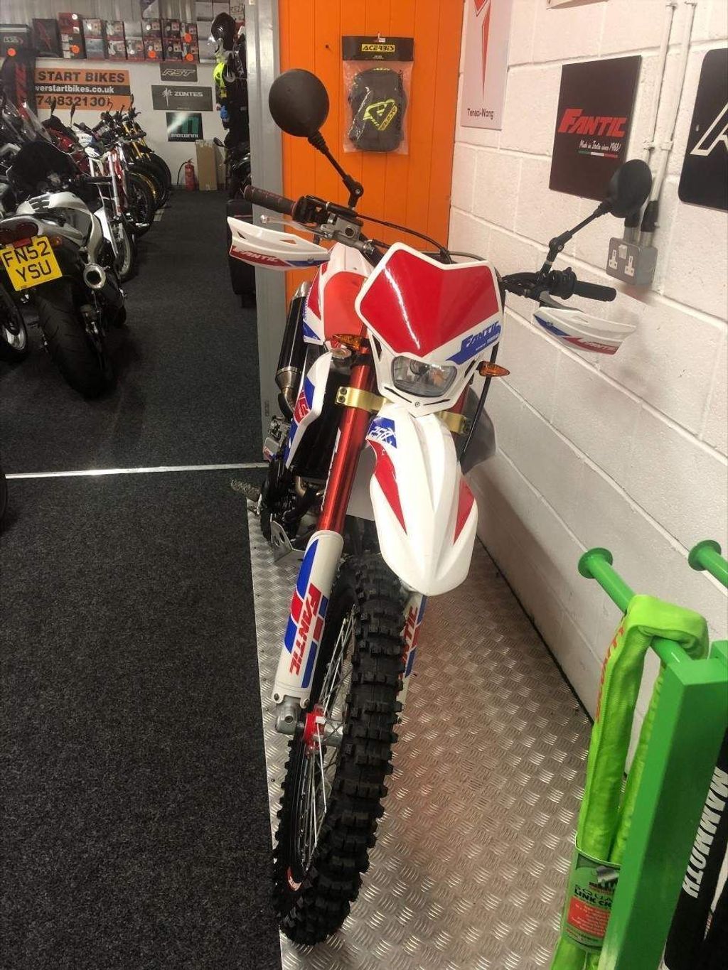 16877e68084d4a178f315a5bf2198956