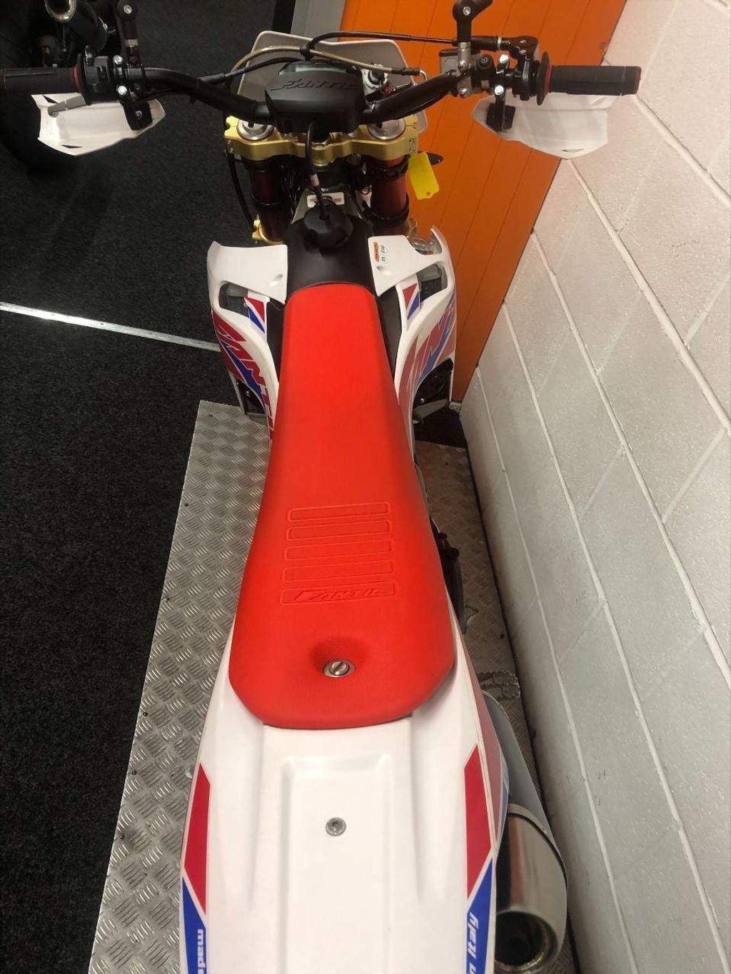 c2473f097c6b424da2794e1c5395b1f2