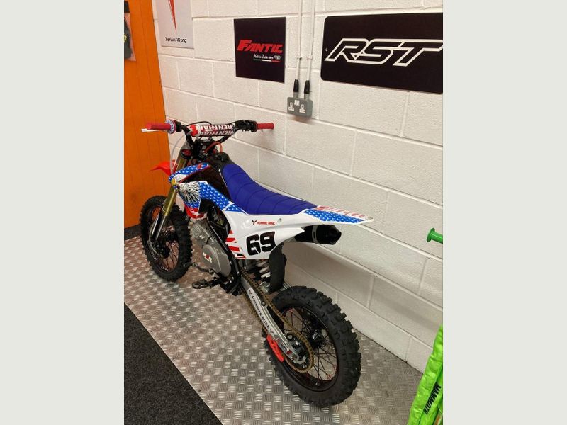 f0a575de0e344aba8963d351eacbeff2