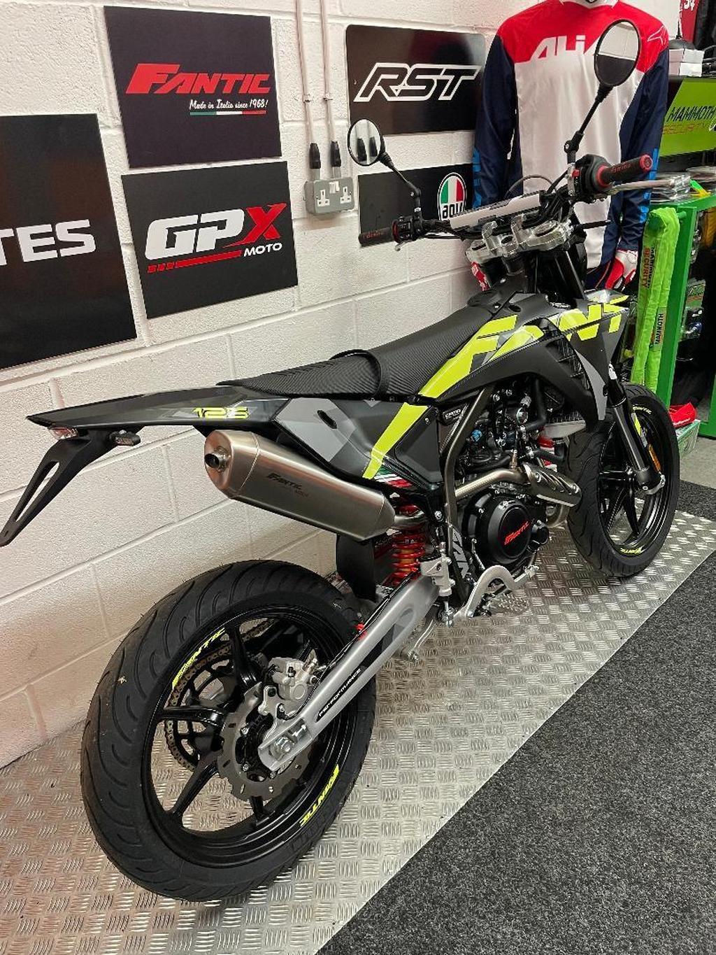 c52e46cba297405a8a4e5d280b008476