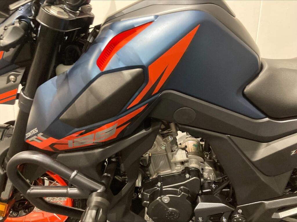 b0da21db74d24cf4b908f72c0c7ea8c1